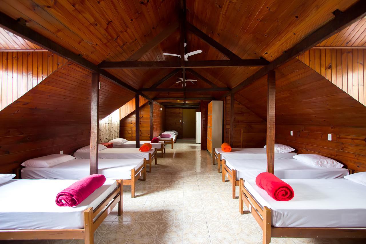Cabanas Hostel & Suites Балнеаріу-Камборіу Екстер'єр фото